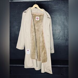 Charles Klein Vintage London Fog Jacket

Made in Korea

RN 62897 | 44 Reg